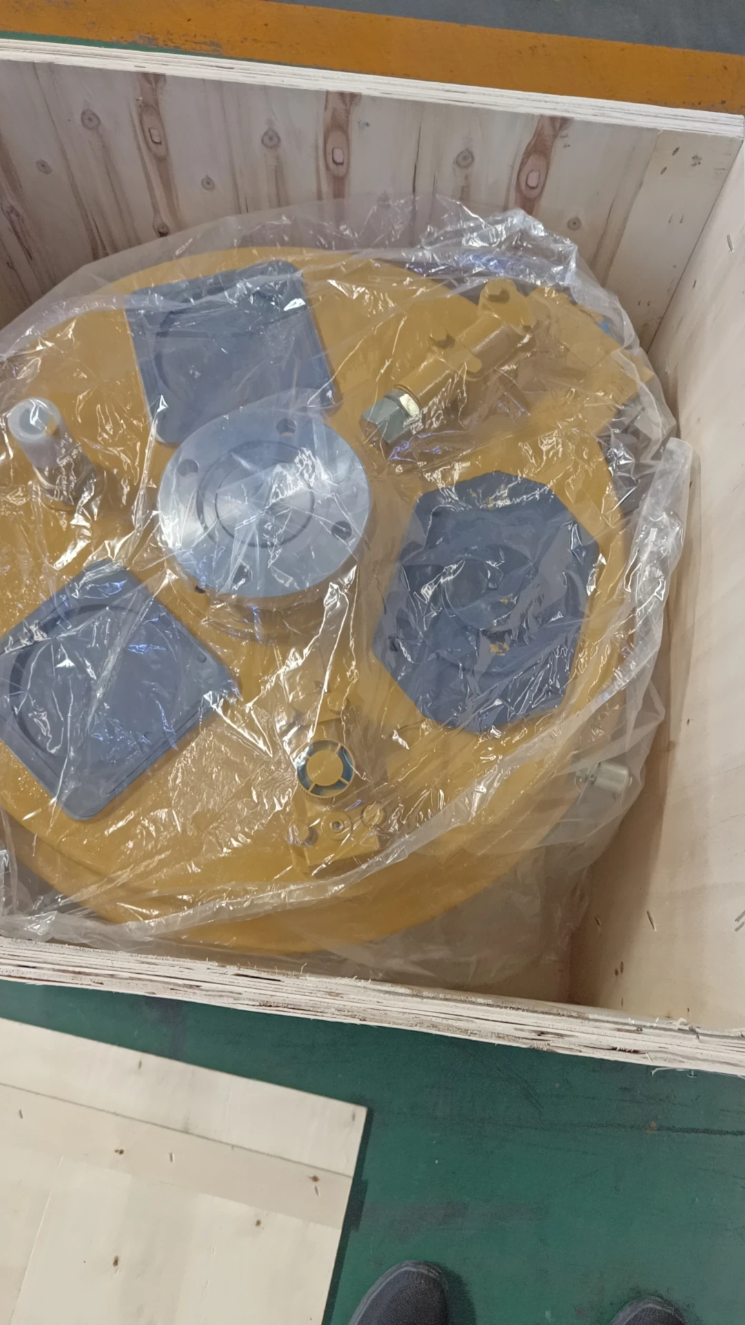 SEM Wheel Loader Construction Machinery Parts YJ280 W028000000B Torque Converter Fast Delivery
