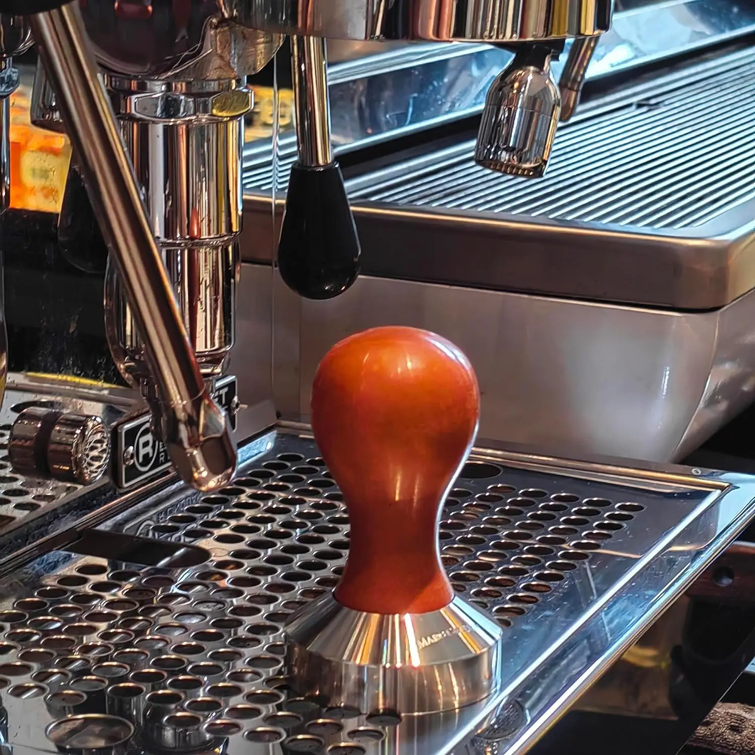 Custom espresso coffee tamper wood handle 304 stainless steel 58 mm 51 mm coffee press for espresso gifts