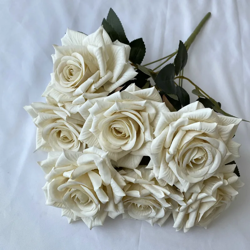 2023 New Good Quality 7 Head Artificial Flower Cream White Rose Bouquets for Wedding