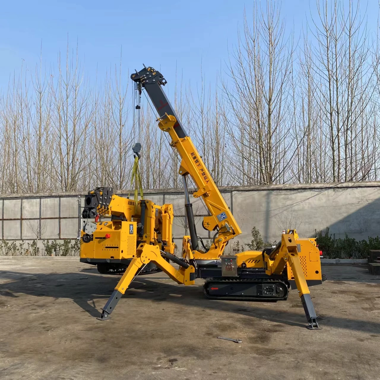 High performance 3 Ton Spider Crane Construction Track Spider Crane Mobile Telescopic Crawler Spider Crane With Long Arm