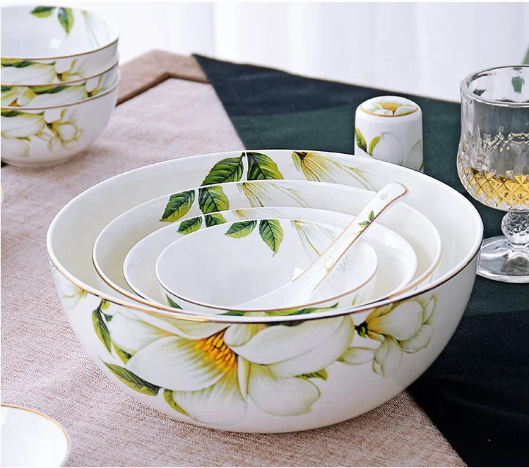 Wholesale Russian style round fancy rose bone china 27 pcs 50pcs dinnerware porcelain bowl plate spoon oval platter dinner set