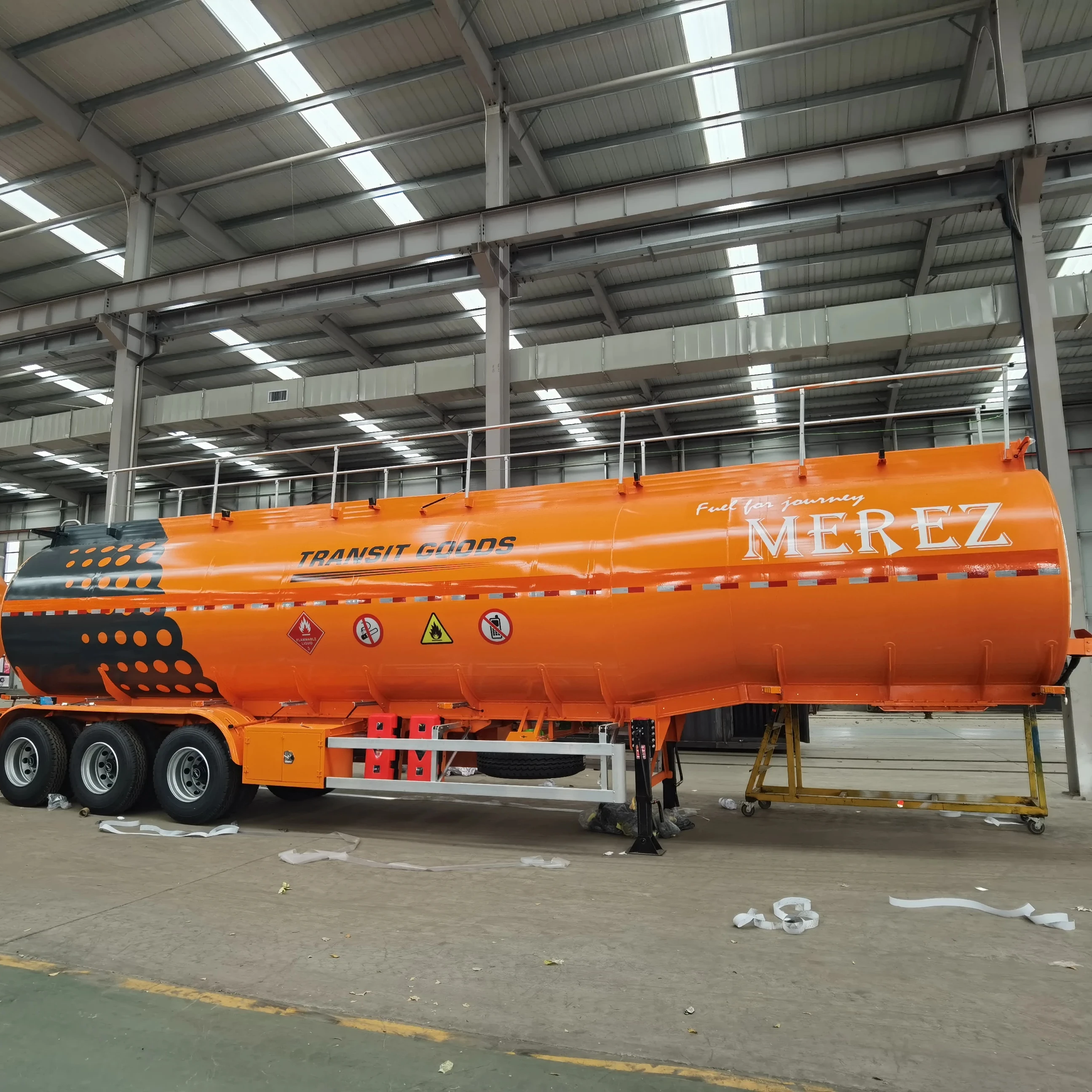 3 axle fuel 10000l oil transport tank semi trailer fuel tank trailer carbon steel material 45000 liters 45 cbm for west africa