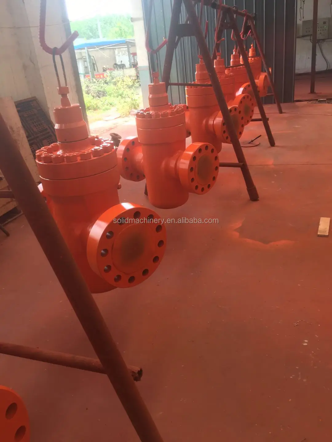 
API 6A Cast flange end expanding gate valve 