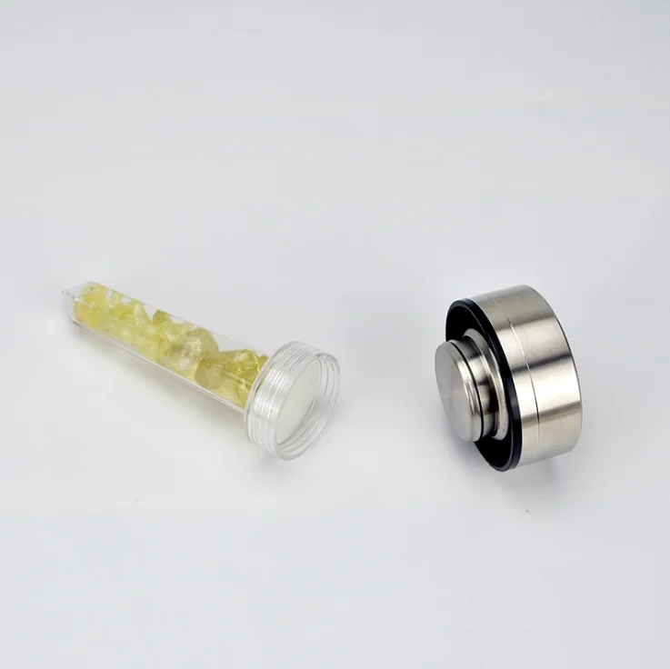 healing gravel crystal chips quartz bottle gemstone infuse crystal water bottle glass bottle manufacturer