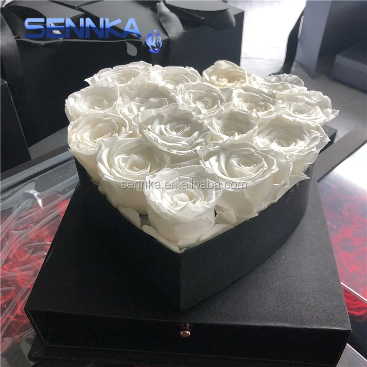 
2020 new product heart shape preserved rose in Jewelry Box with acrylic lid 