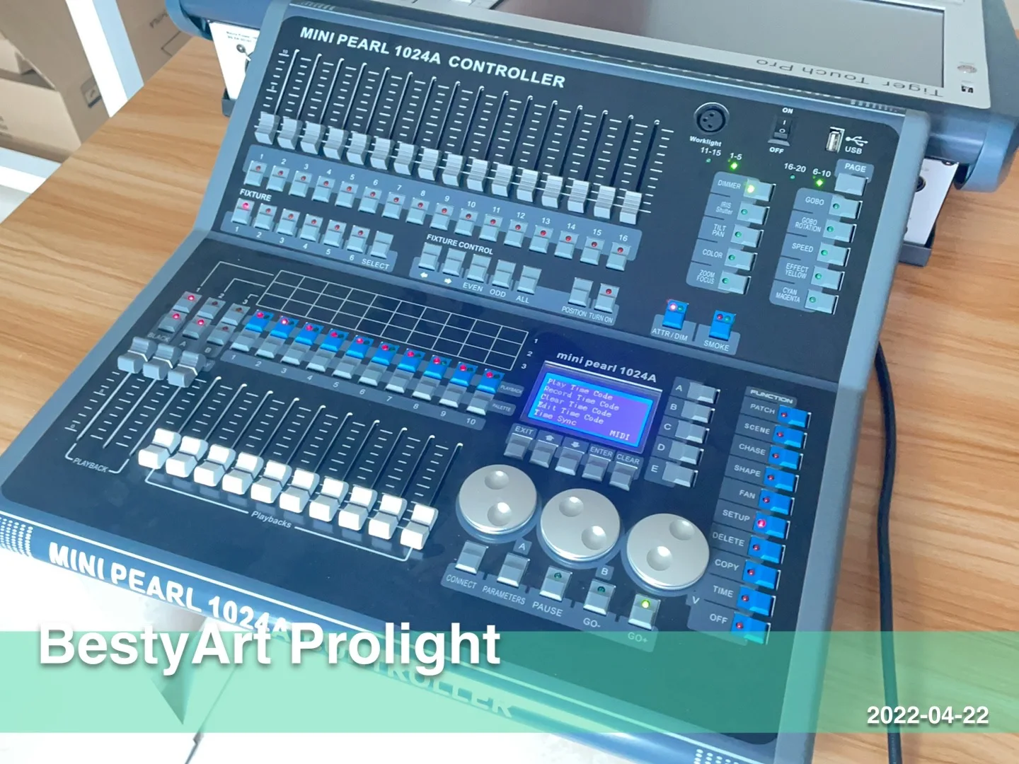 Professional Mini Pearl 1024A Light DMX Controller Console with MIDI