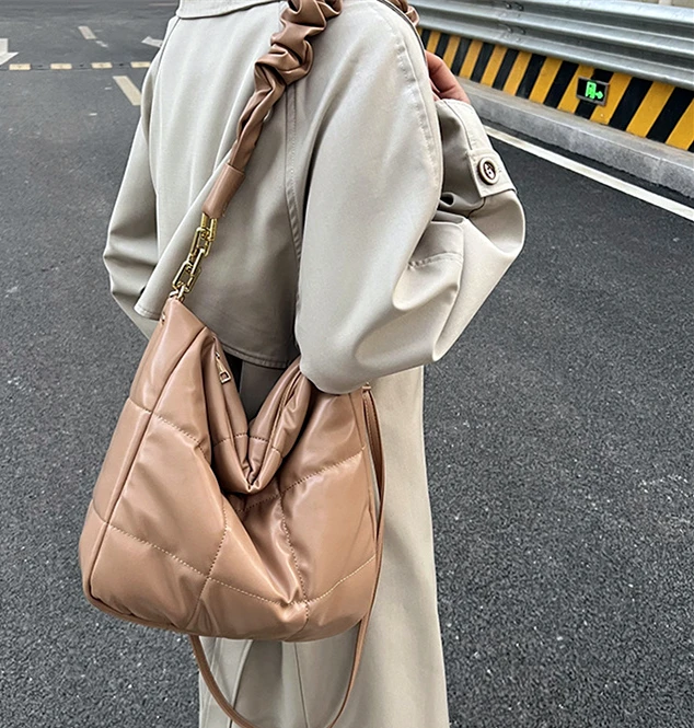 Customize New Design Unique Fashion Luxury Quality Eco Friend Pu Handbag Puffer Tote Bag For Women