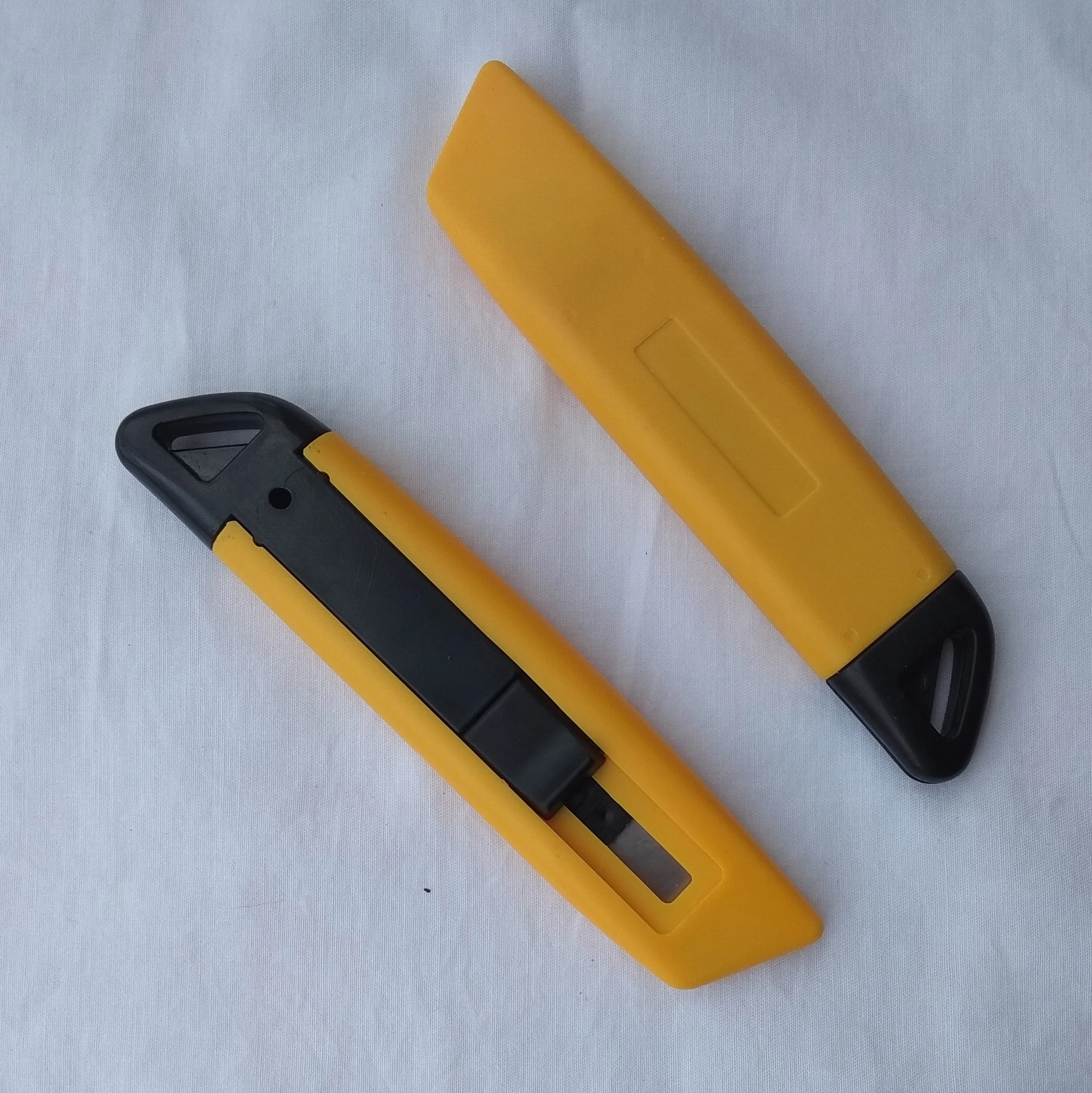 
Left handed safety knives automatic cutter portable utility knife 