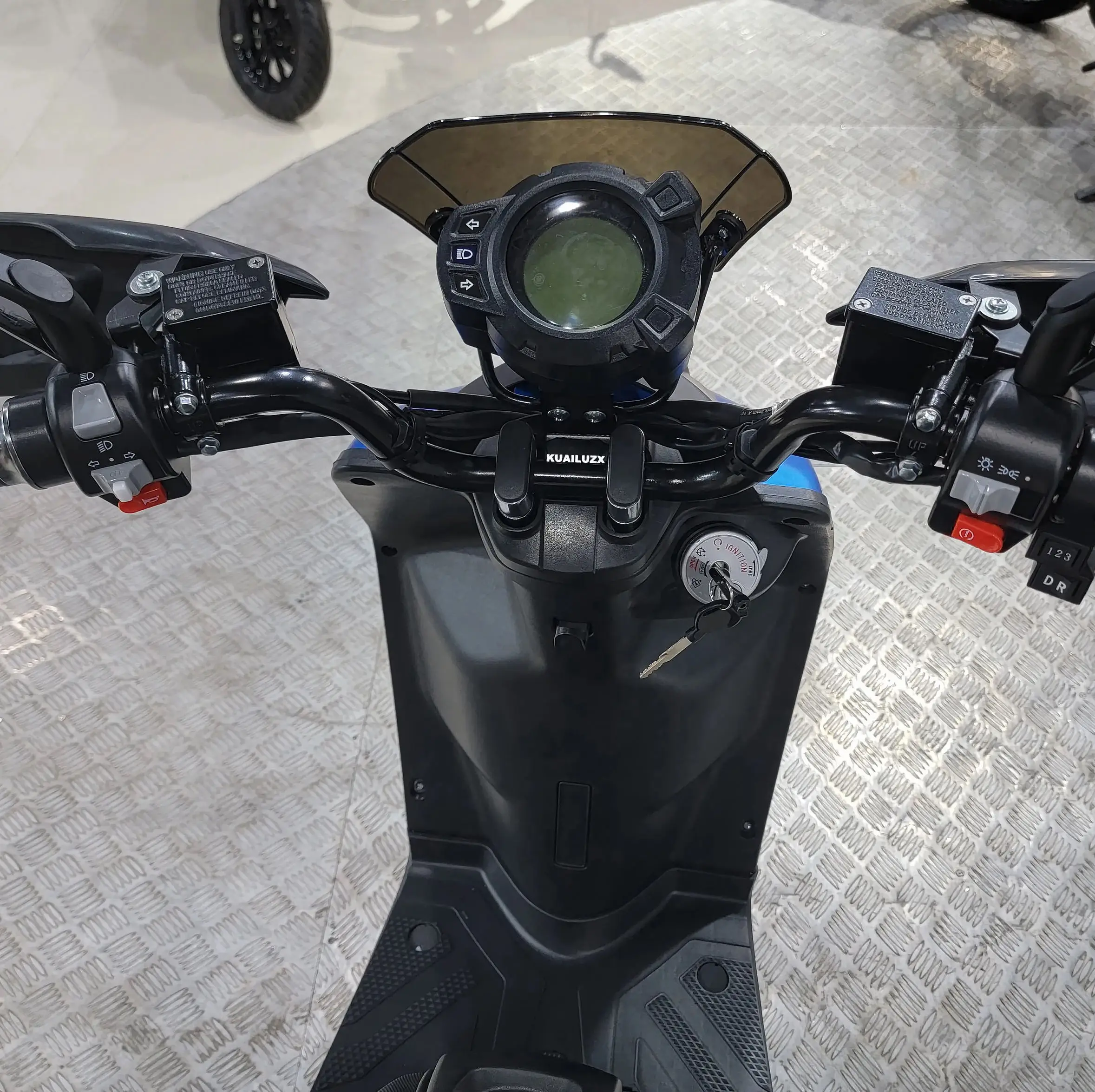 Manufacturer Wholesale High Power Speed Electric City Bike Moped Scooter Motorcycle for Daily Transportation