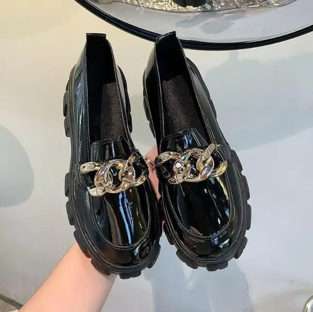 NEW Metal Decoration Solid Black Round Toe Loafer Outdoor Thick Heels Chunky Platform Breathable Soft Sole Women Loafers
