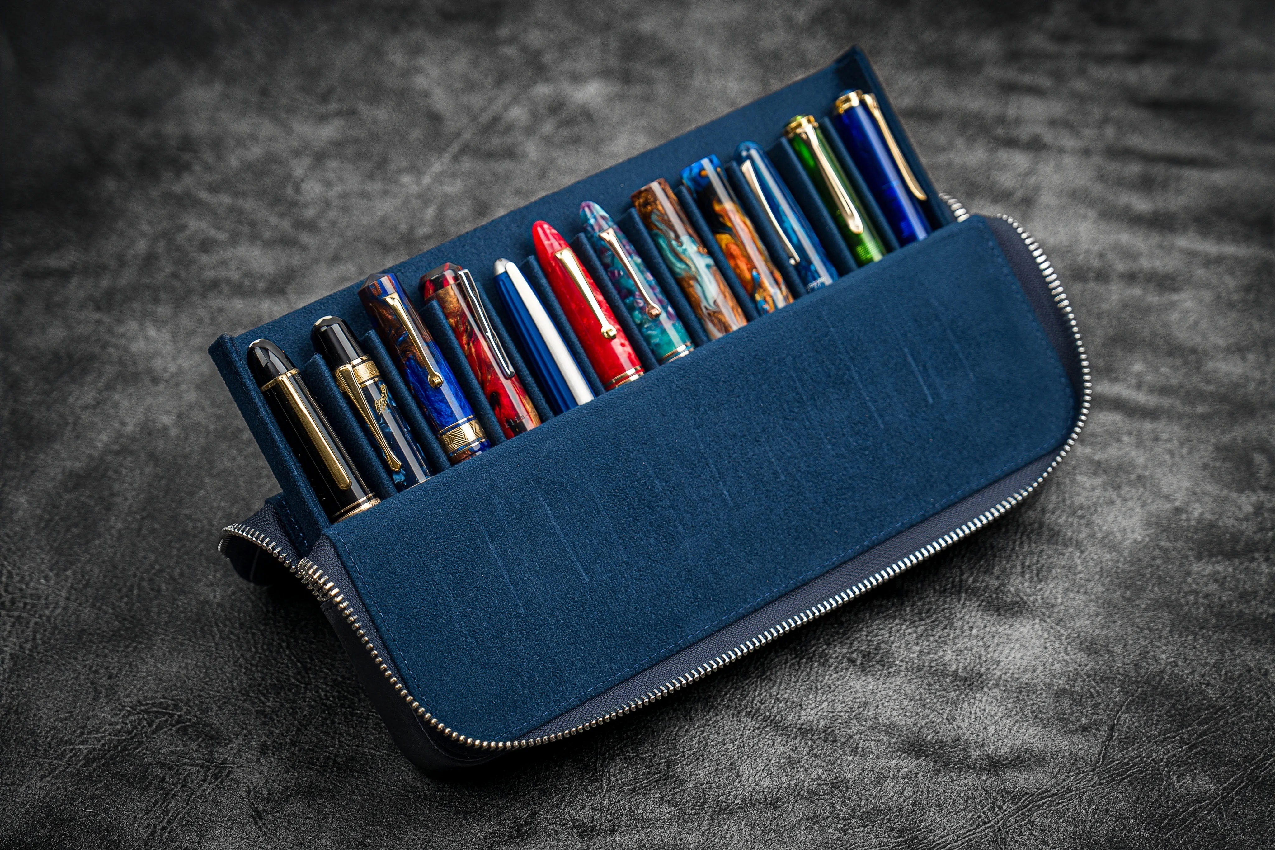 Factory Price Pen Storage Customizable Logo Office Leather Pouch For Pen Pencil Organizer Display Case