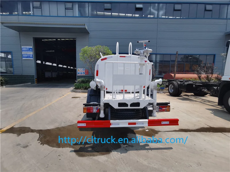China Top Brand ISUZ 4X2 Watering Cart 4x2 2000Liters 3000LITERS 4000lITERS 5000lITERS Street Water Spray Truck