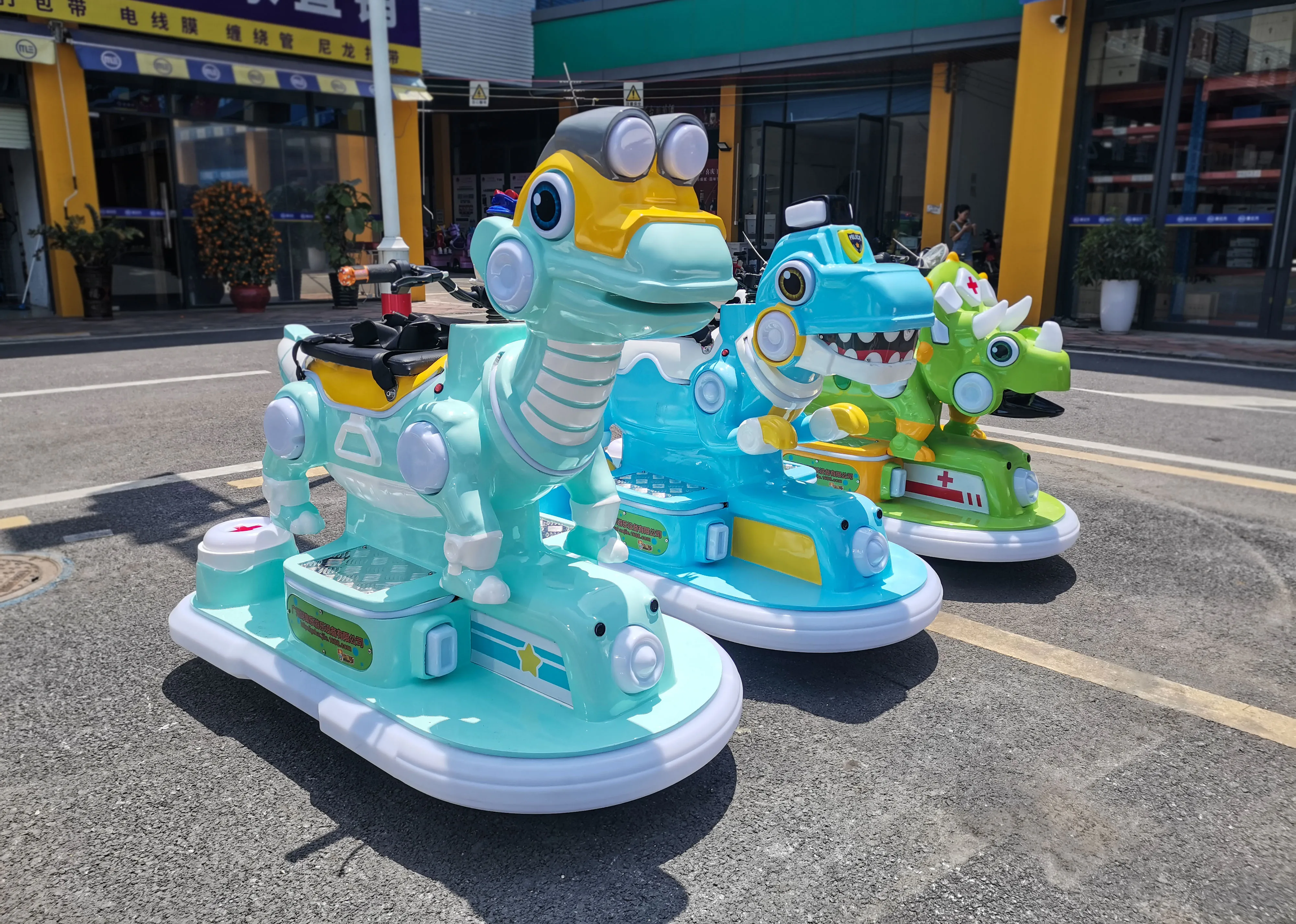 In Stock T-Rex Colorful Led Light Children Bumper Cars Children Electric Bumper Car Kids For Shopping Mall