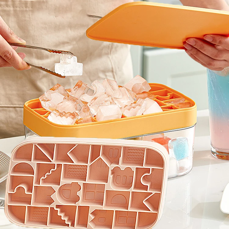 Factory Wholesale Multifunctional Ice Cube Maker Molds Building Blocks Ice Cube Trays With Lid And Box Storage