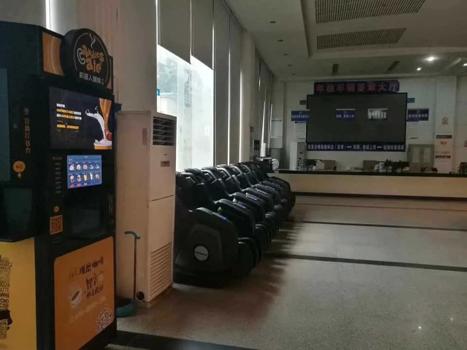 Commercial hot and cold tea coffee premix vending machine  self serve coffee machine