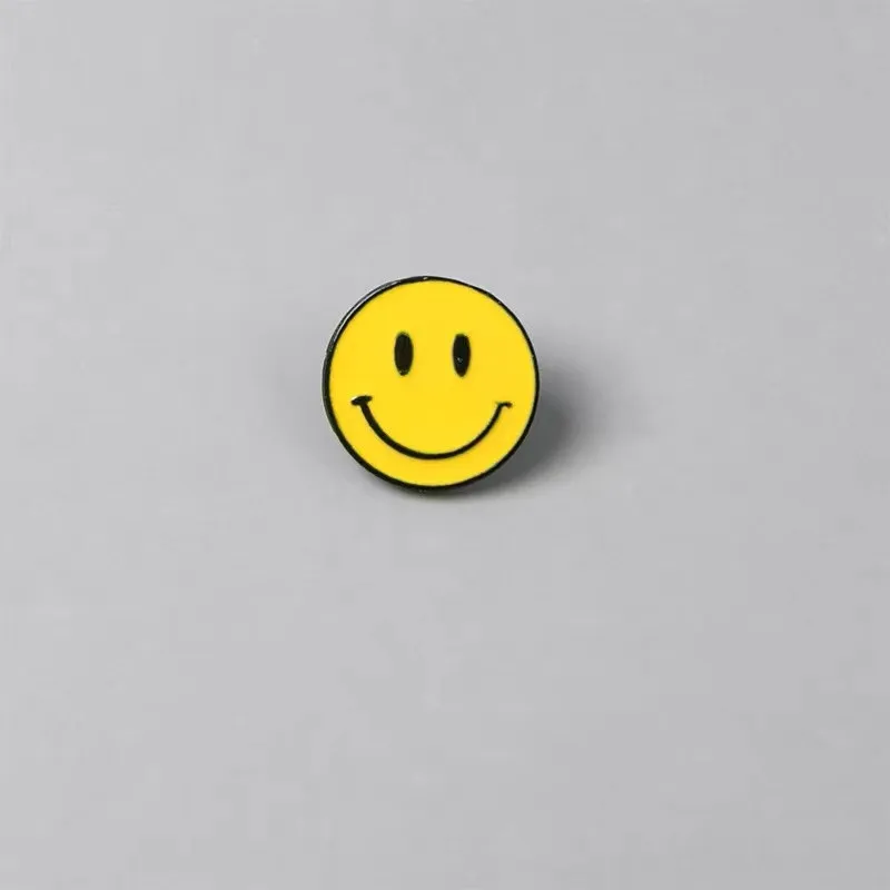 Women Girl Smile Laugh Brooch Fashion Yellow Smile Face Brooch Gift