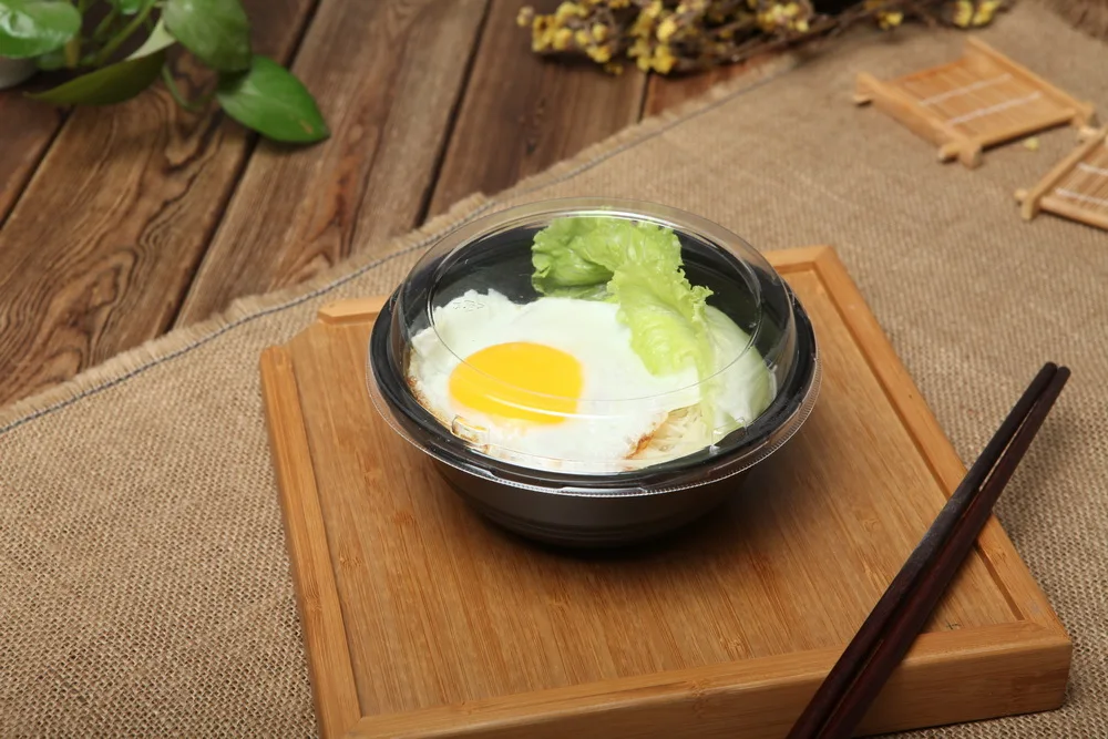 HD-550 Microwaveable PP round shape disposable soup bowl Plastic Bowl food container with Lid