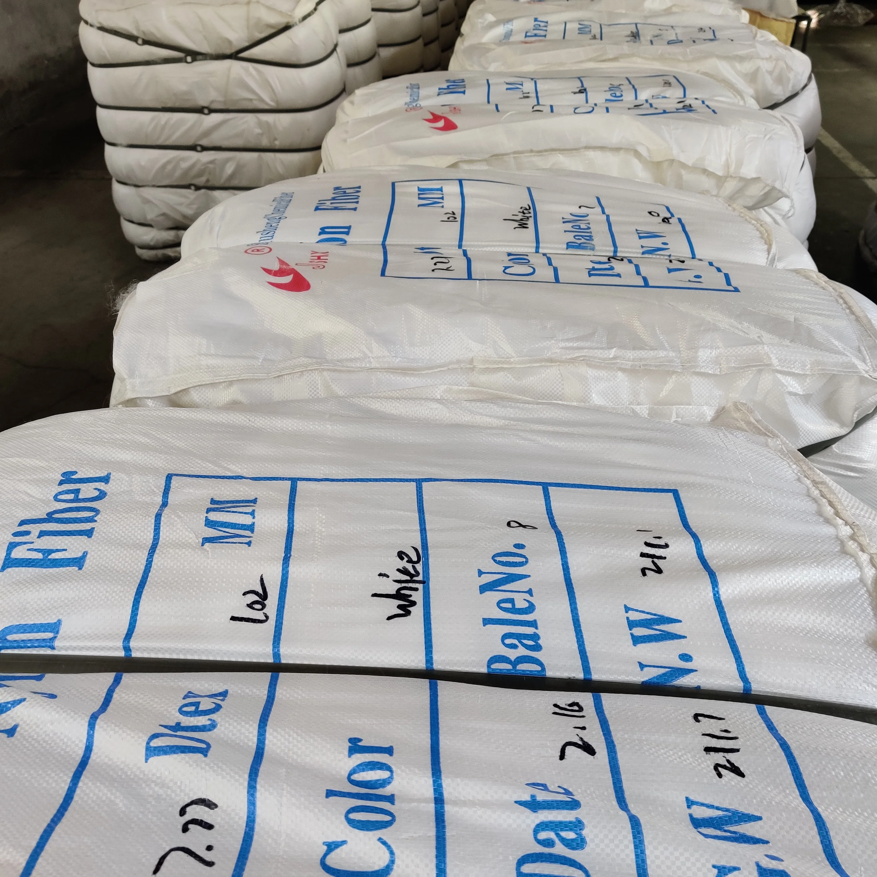 High quality Nylon trilobal bright fiber/virgin nylon fiber /7D*51mm