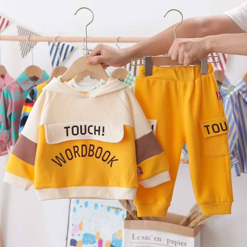 
wholesale Two Piece clothes for kids hooded English letters print Long-sleeve baby boy clothing set boutiqueclothing kids wear 