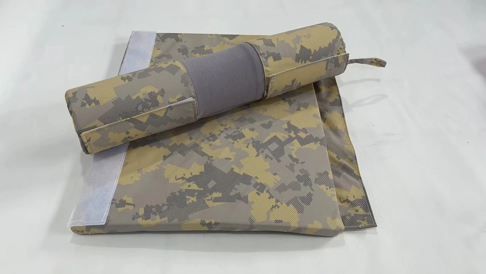 Kuerfit New Arrival High Quality Portable Weightlifting Sponge Oxford Barbell Mat Shoulder Protective Pad For Squats