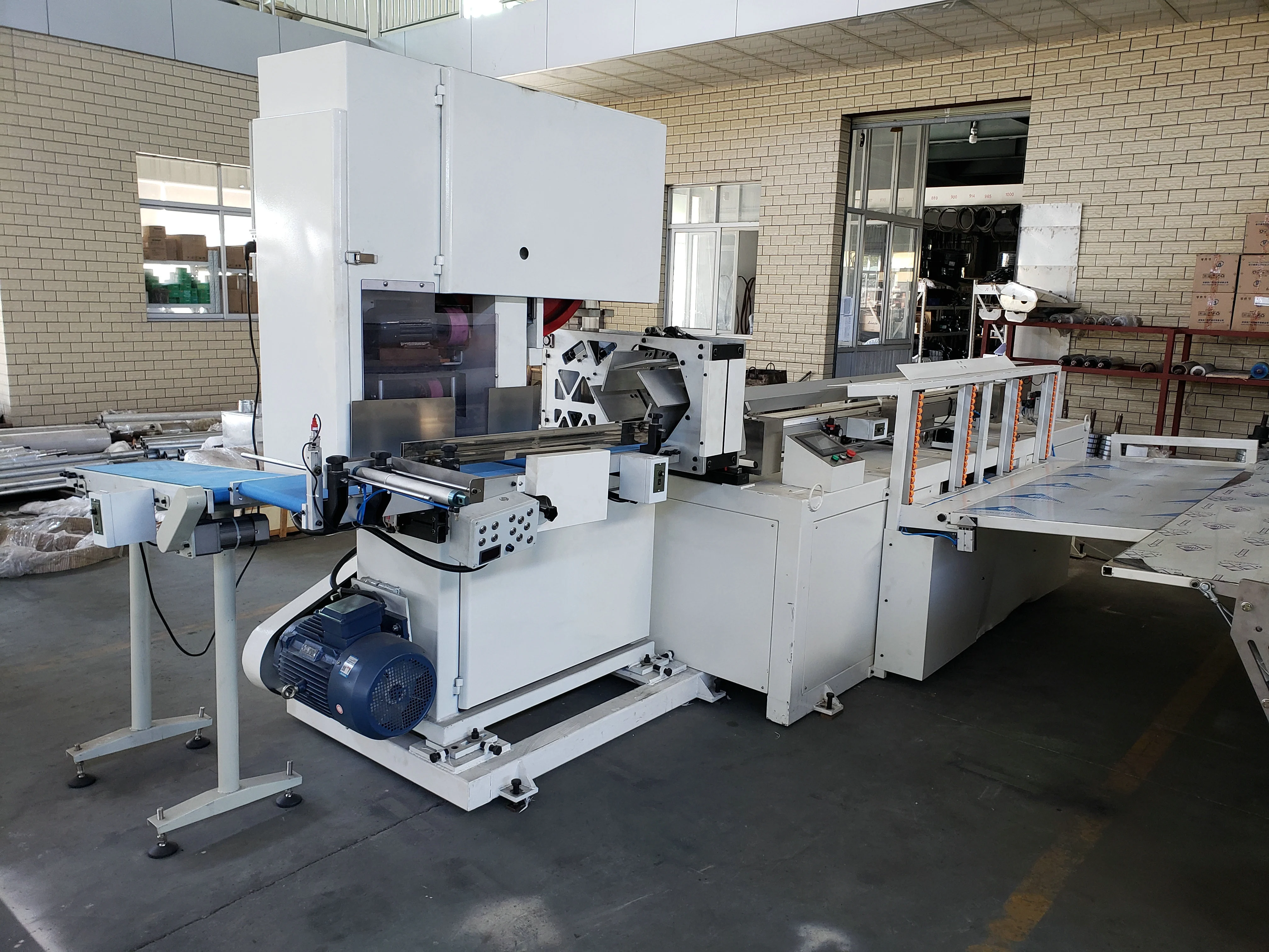2600mm automatic industrial roll  maxi roll toilet paper machine production line