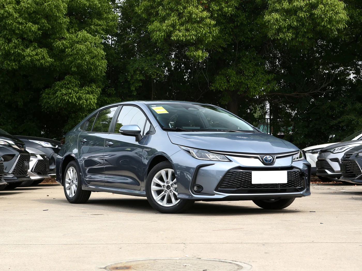 Заводская цена лидер продаж 1 8 т бензиновый гибридный автомобиль элитное издание Corolla подержанные автомобили для продажи