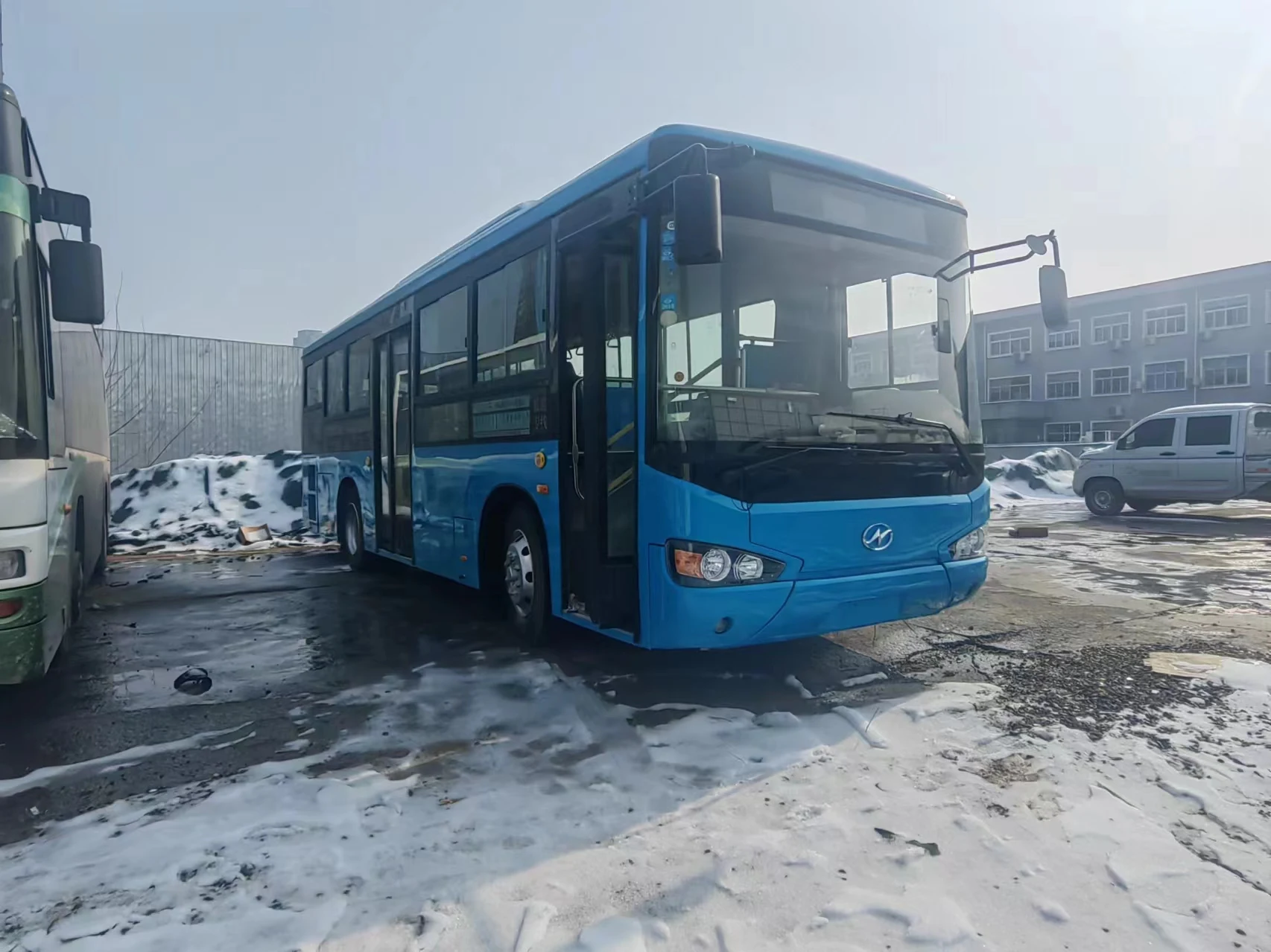 Б/у хигер дизельный автобус 10 м городской для продажи б/у 32 мест вместимостью 50-60 стоячих пассажиров