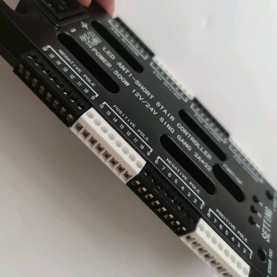 Automatic stair lighting system Human Sensor Pir Sensor Stair Controller 32 channel With anti-short protection