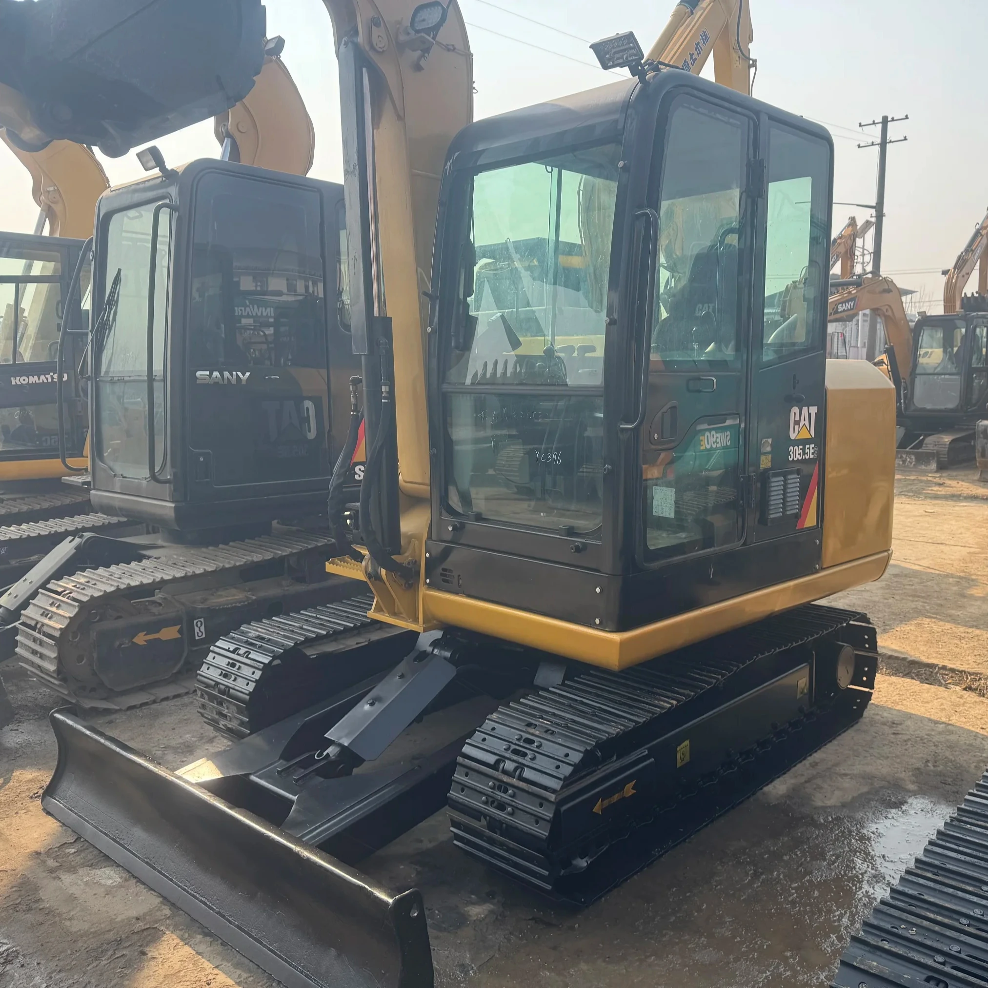 Used Caterpillar Cat 305 Excavator Original Japan Cheap Mini Excavator Mini Bager Excavator 5T Cat 305.5E