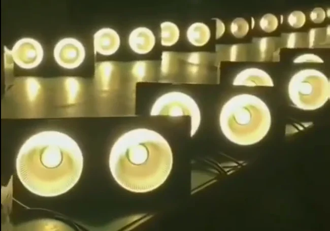 2*100W Eyes Warm White + Cold White cob LED Matrix blinder light COB LED studio stage light COB audience blinder