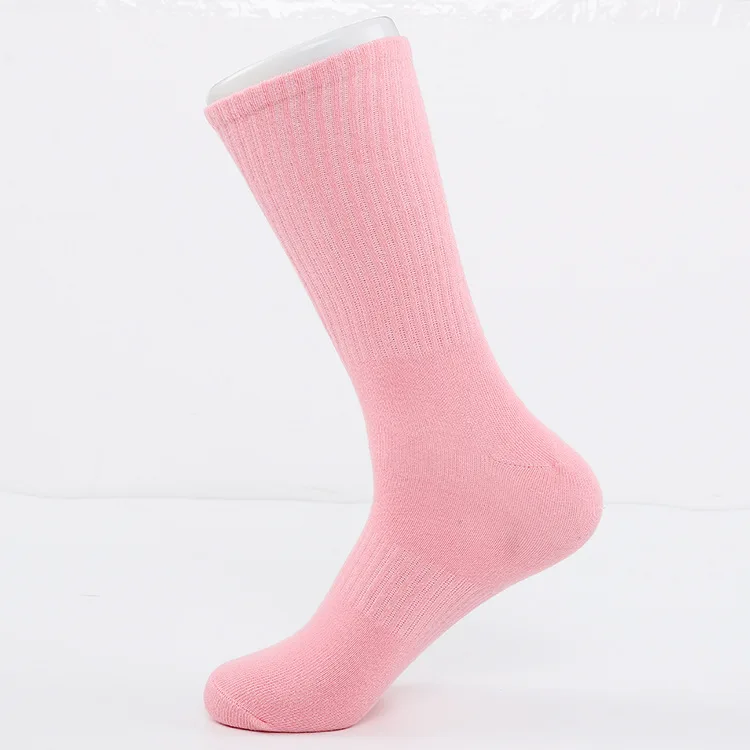 Оптовая продажа модные белые хлопковые спортивные носки с индивидуальным логотипом Роскошные зимние мужские упаковкой