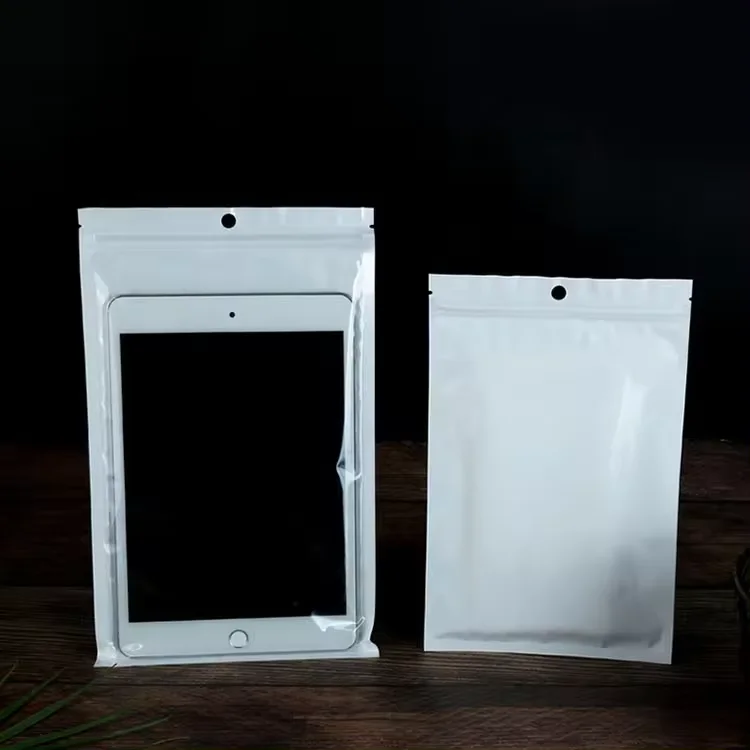 Custom Printed Retail Cell Phone Electronic Laminated Zip Lock Zipper Bag Packing Mobile Phone Accessories Plastic Zipper Bags