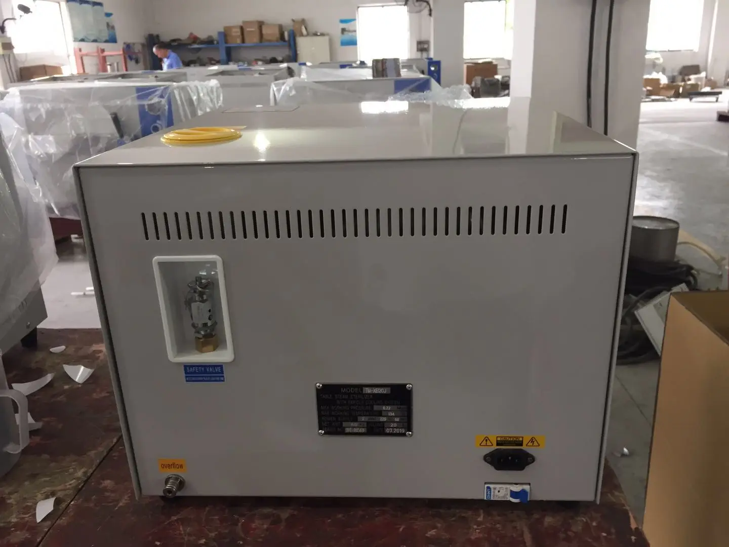 CHINCAN TM-XB20J TM-XB24J 20L 24L Table Top Steam Sterilizer equipment 105~134C dental autoclave