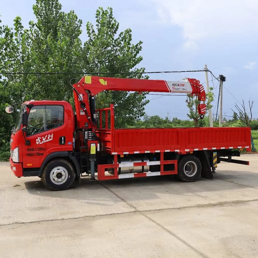 FAW 130HP 6.2 Meters Cargo Box Special Transportation 5 Tons Crane Trucks with 7 Tons Load Capacity