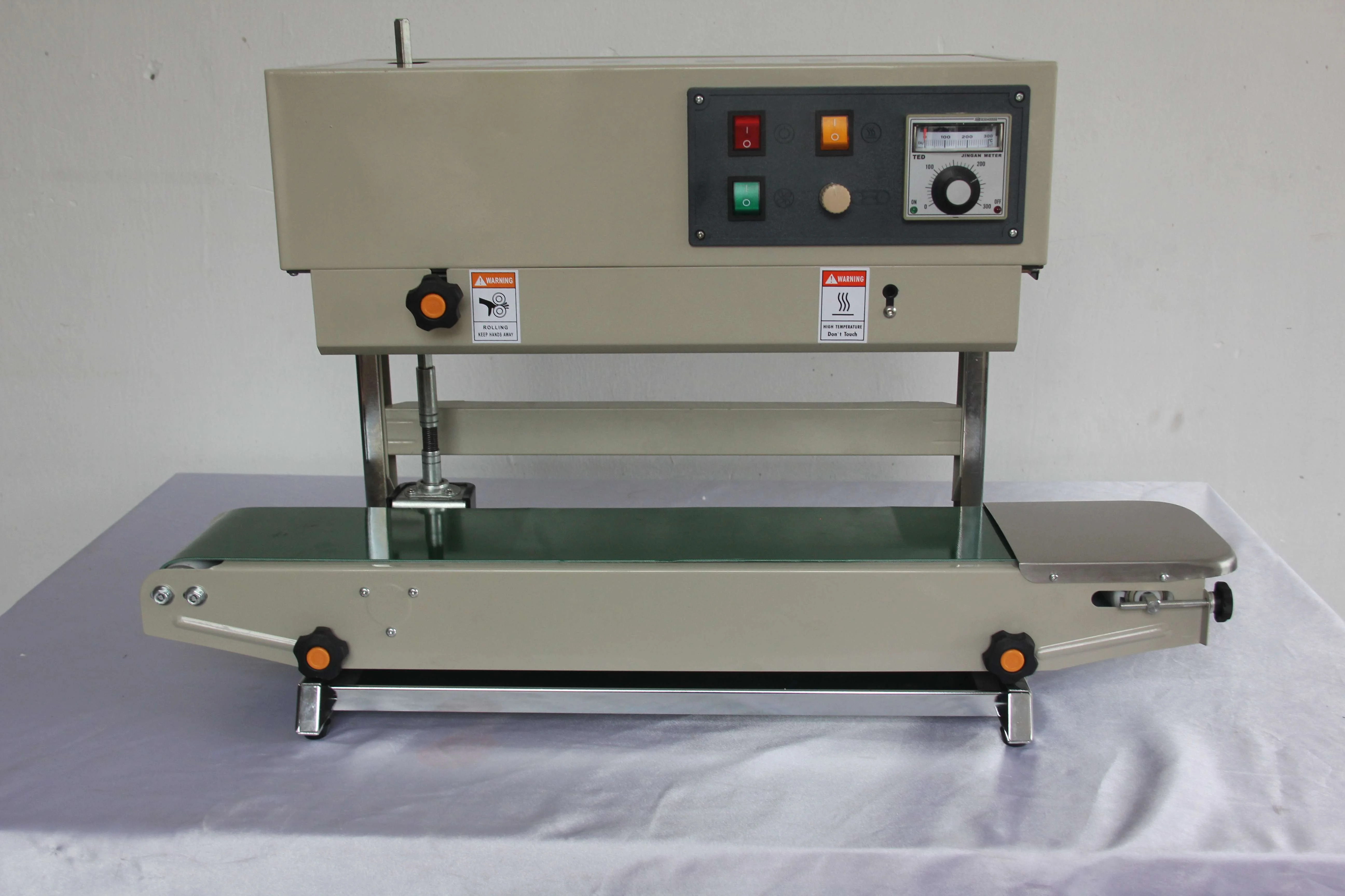 FR-900V Continuous Band Sealer Plastic Bag Film Sealing Machine with Conveyor for Food Packing