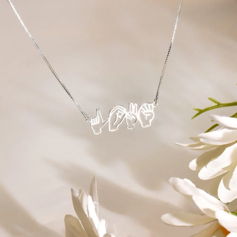 QIUHAN New Stainless Steel Fun Personalized Customized Finger Letters Women Name Necklace