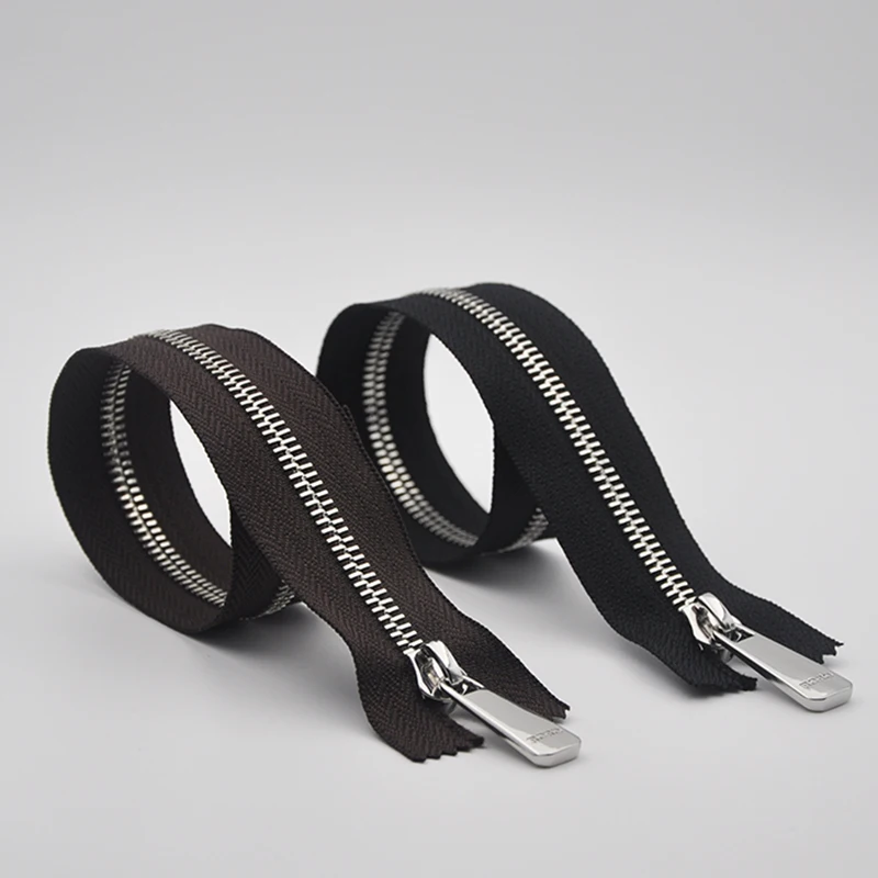  Молния от производителя вспомогательный Пользовательский логотип высокое качество #10 блестящая никелевая длинная цепь металлические детские молнии с черной лентой