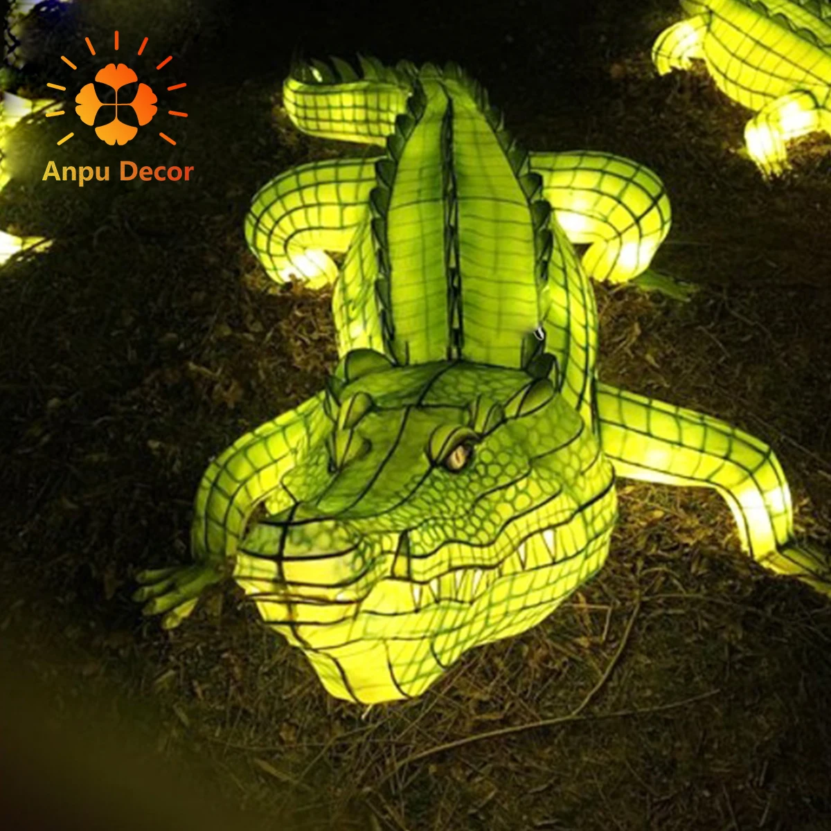 Outdoor 3D lighted illuminated animal crocodile wire sculptures for commercial drive thru zoo light show