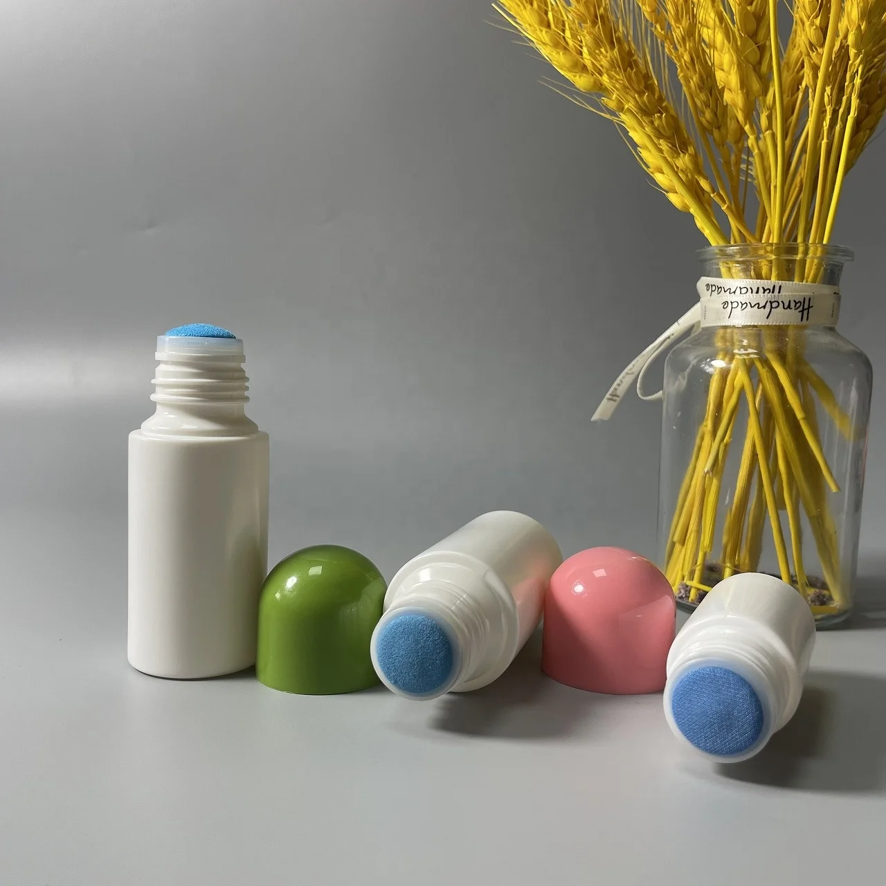 HDPE Plastic Liquid Liniment Sponge Top Brush Bottle With Sponge Brush Applicator Screw Cap