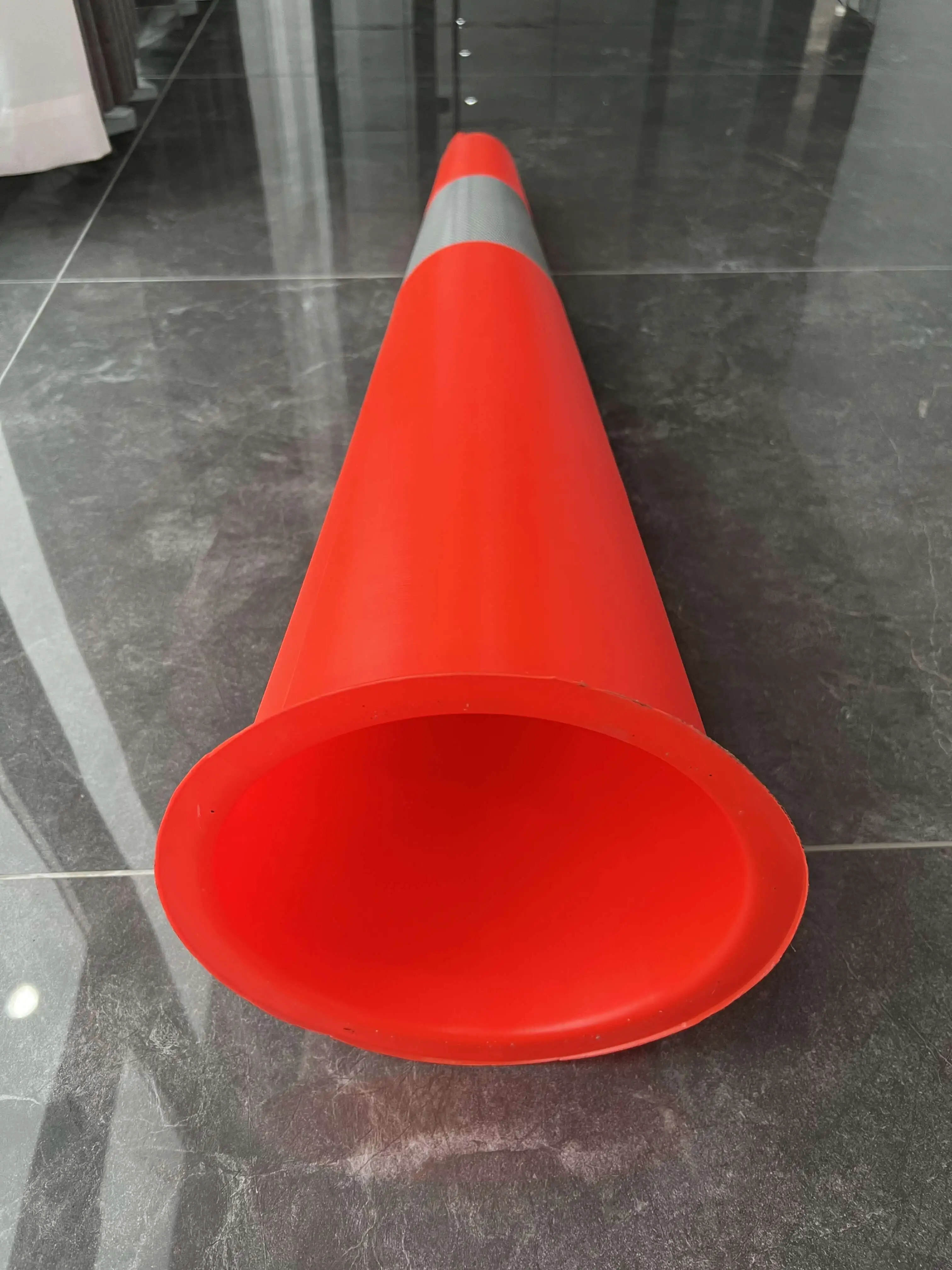 1100mm cone barrier traffic lane diviner separate  Road Safety Delineator Post / Warning bollard traffic controller