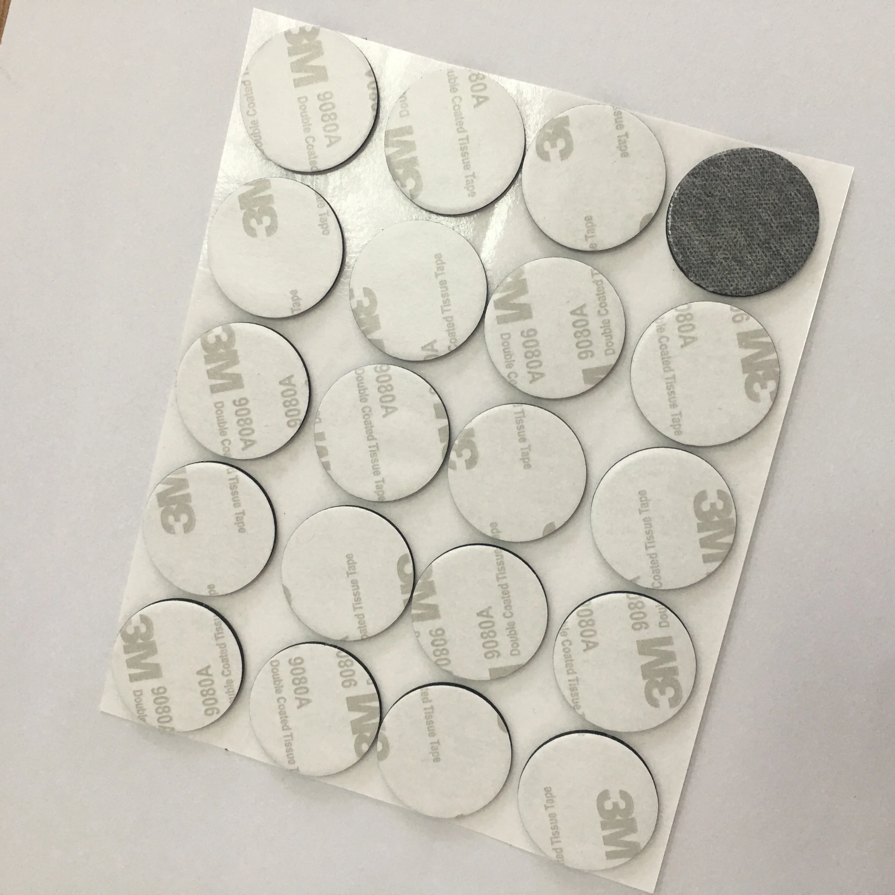 China Factory Adhesive Waterproof  Rubber Pads  Anti Slip Silicone Mat