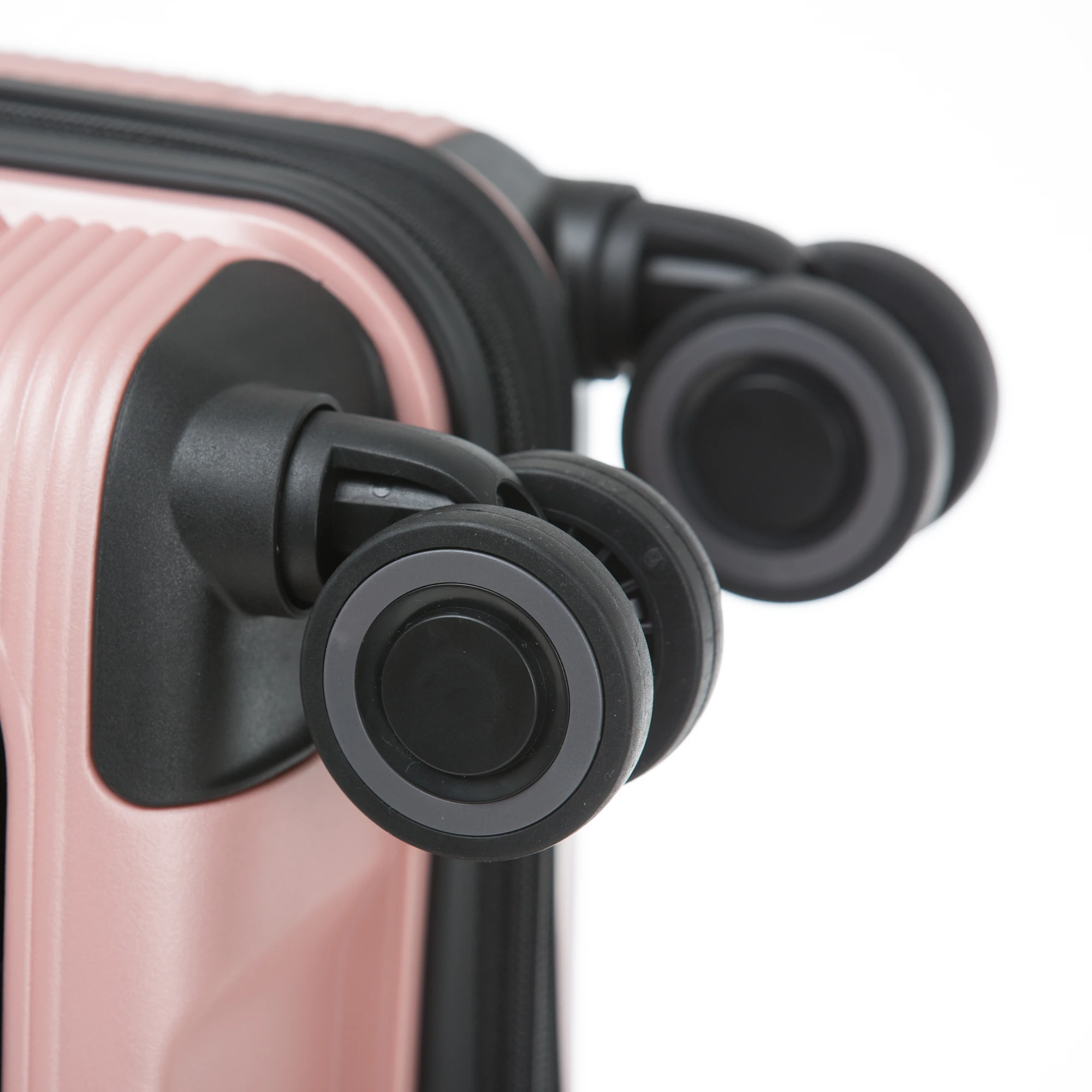 Ultralight and hard shell three-piece suitcase set is exquisite in style and well made