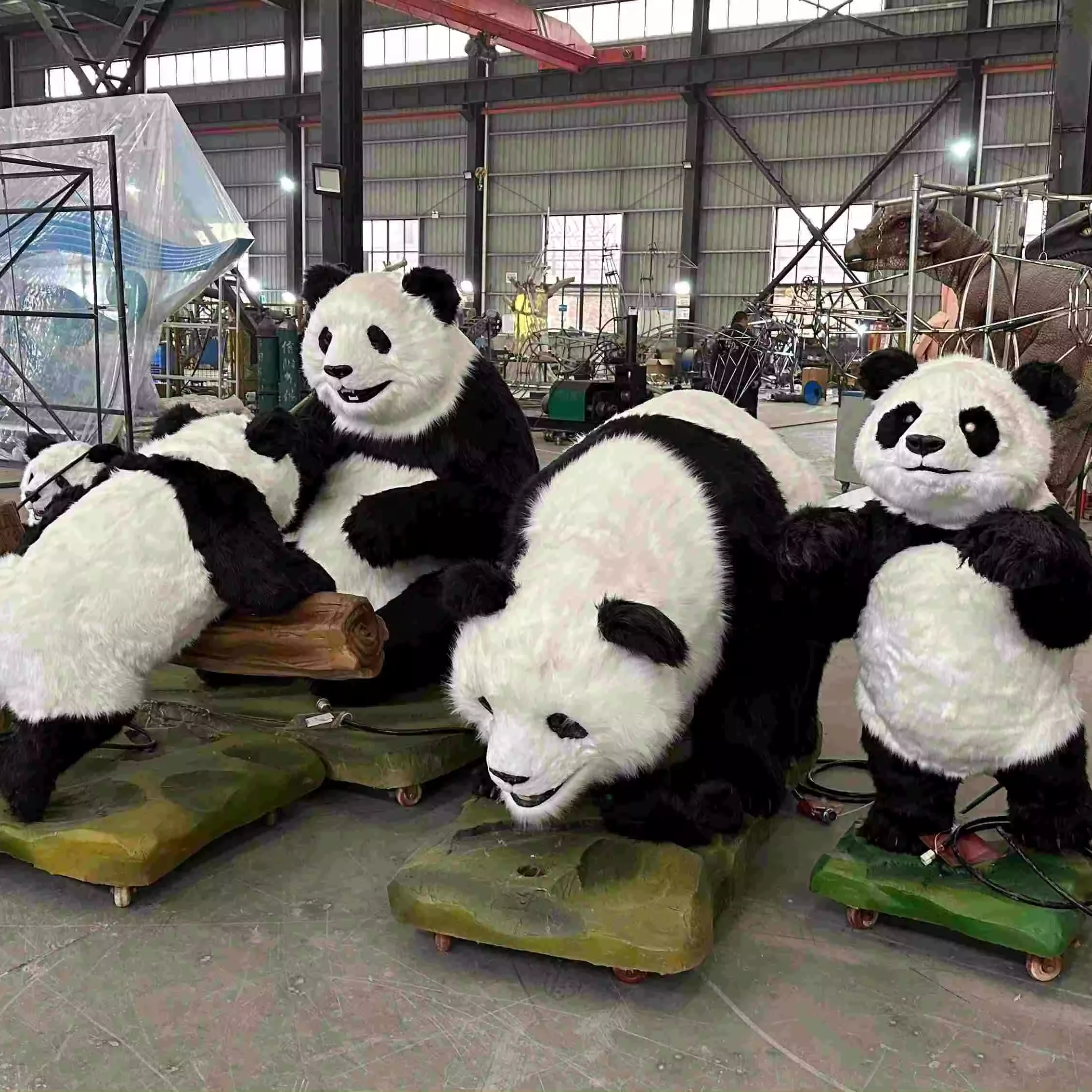 Playground Animatronic The panda family Model for Sale High Quality Factory Various Real Outdoor Amusement Park