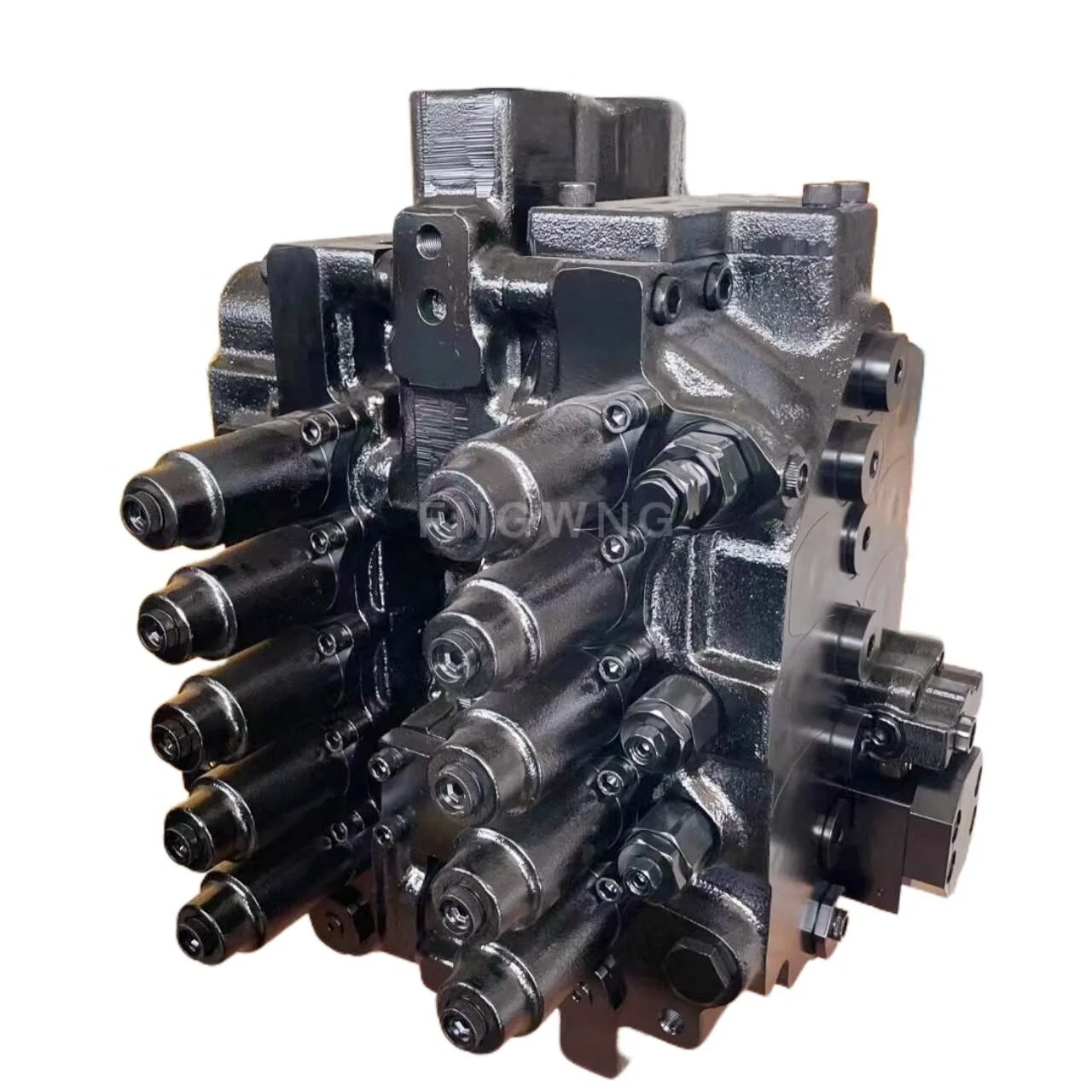 LS30V00009F1 Excavator Hydraulic Valves Distribution Main Control Valve For Kobelco SK460-8 SK480-8 SK495-8 SK500-8