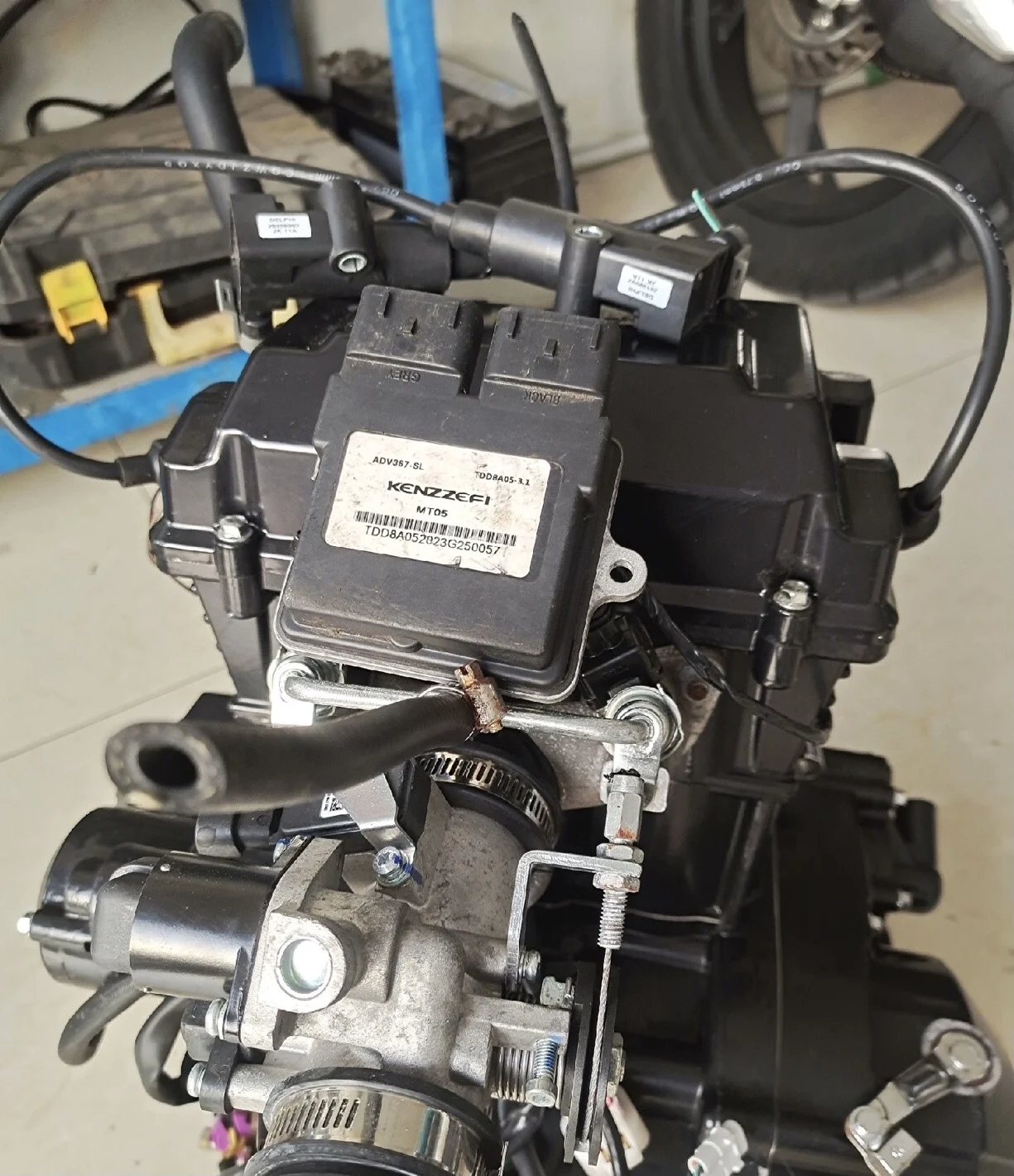 A reliable second-hand motorcycle engine assembly with a capacity of 400cc and 600cc