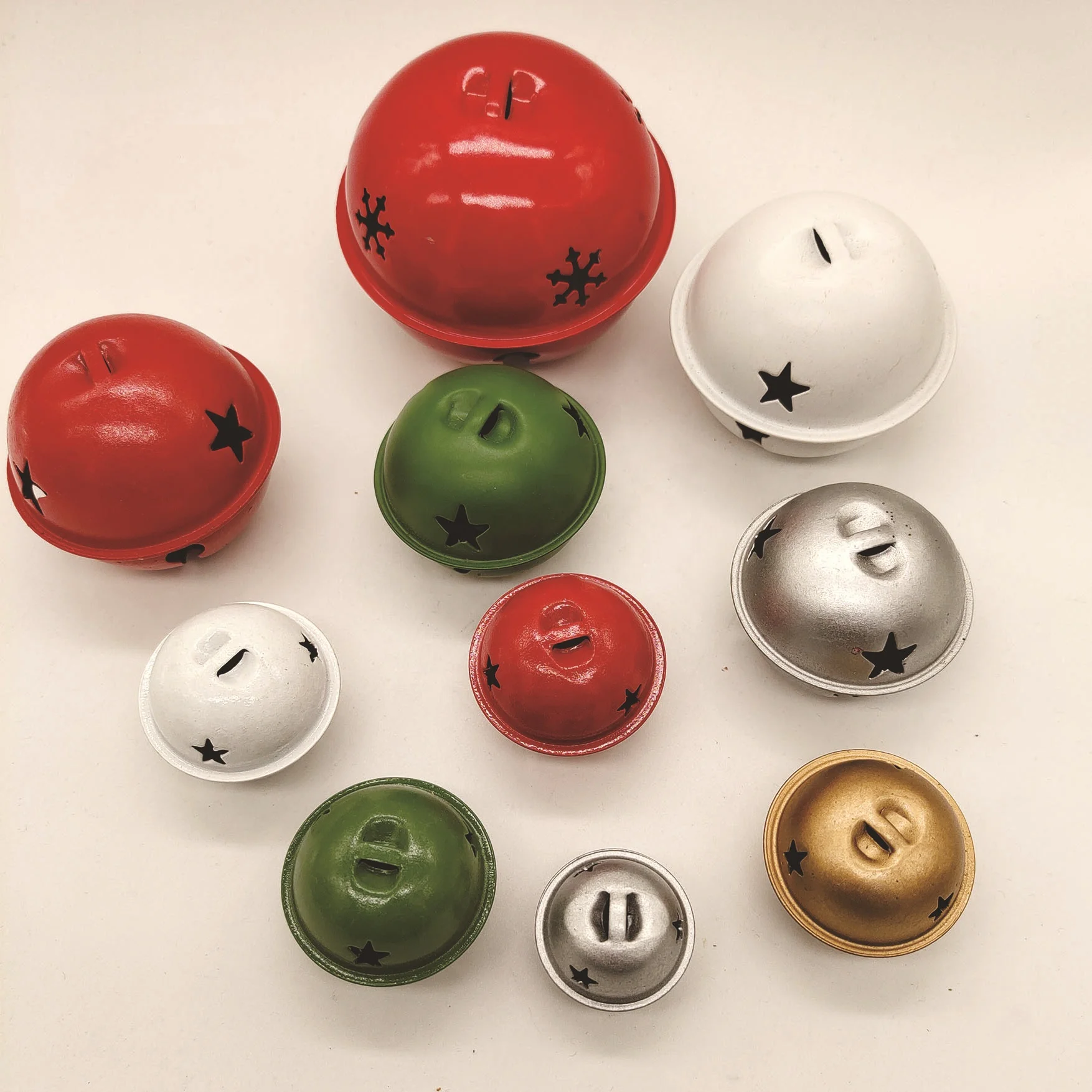 Multi Sizes Christmas Jingle Bell 5 Colors Optional Electroplated Bell Vintage Craft Bell Christmas Ornament