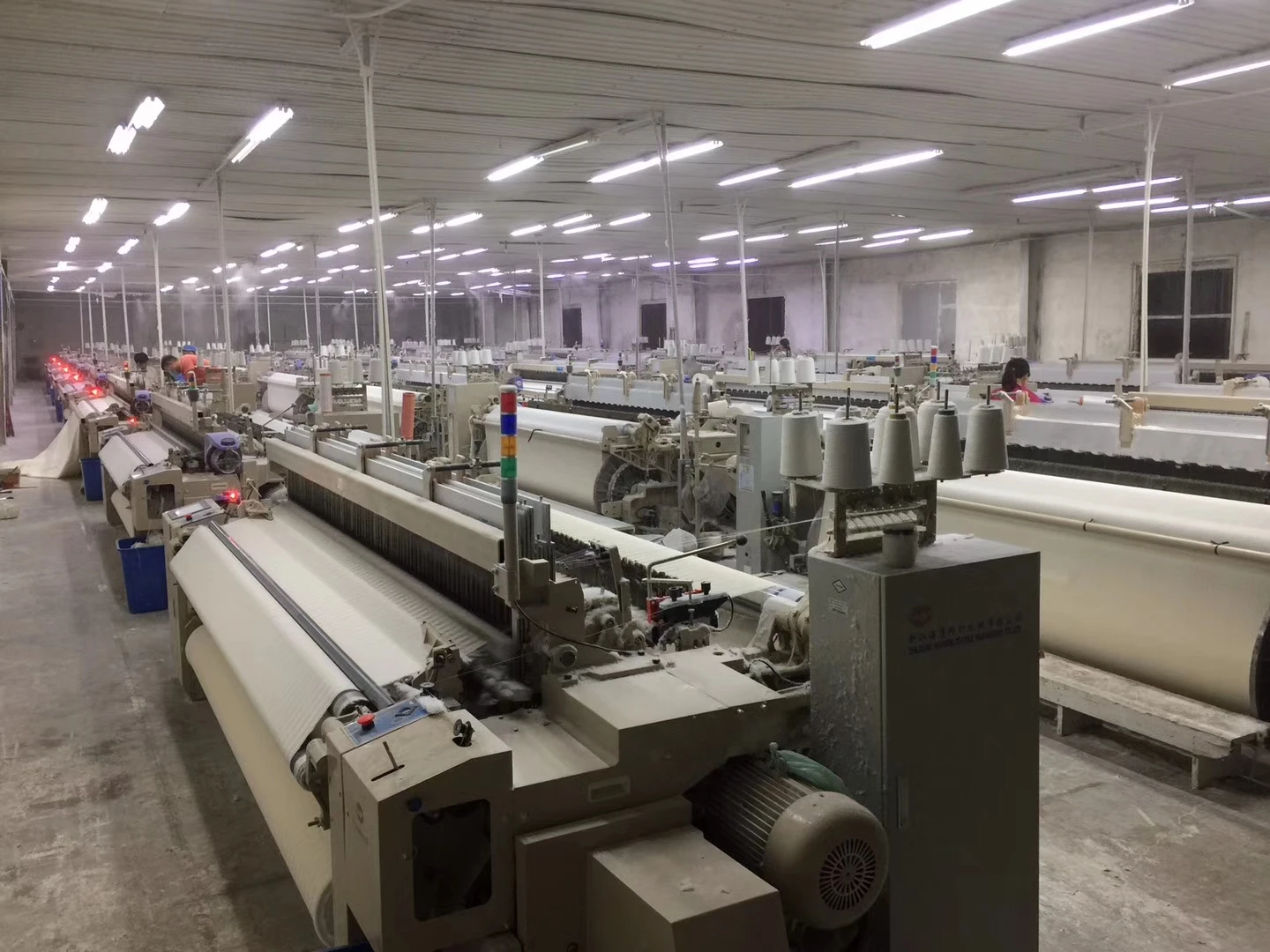 50%polyester 50% cotton 40*40 110*90 200T plain percale bed sheet fabric