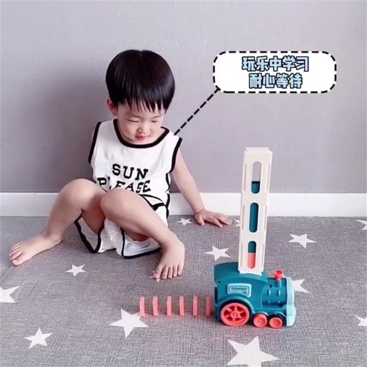 Dominoes Fun Automatically Drops Electric Train