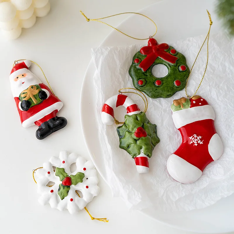 Christmas Decorations: Ceramic Old Man Wreath & Snowflake Pendant - Christmas Tree Ornament & Gift