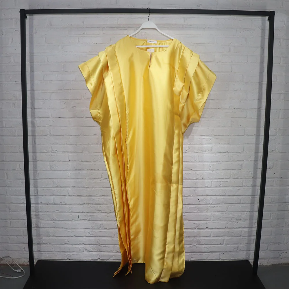 2022 Middle East National Style Batwing Sleeve Rhinestone Satin Robe African Abaya Muslim Women Dress Kaftan Dresses